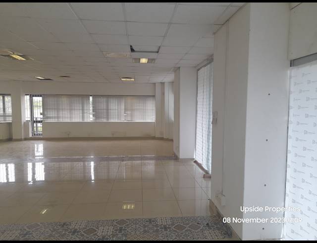 145M² OFFICE TO LET IN DAWNCLIFFE